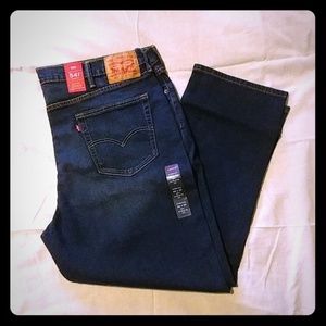 NWT Levis 541 jeans 42" waist, 30" inseam